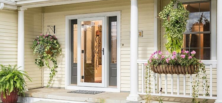 screen door installation in Stevenson Ranch